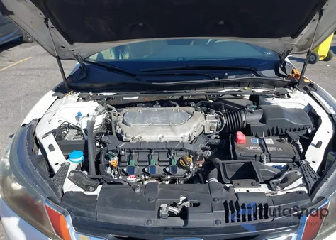 2013 Honda Accord Ex-L V-6 from USA, damaged, VIN 1HGCR3F89DA018676